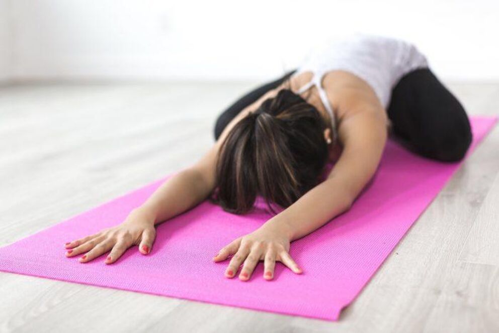 Faire du yoga à la maison