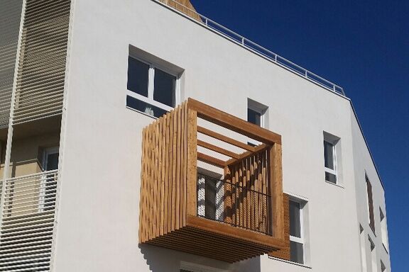 Charpente traditionnelle, Balcons en arbre , Ile de France, Romainville, balcon  - Martin Charpentes