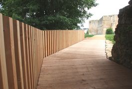 Passerelle en mélèze