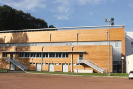 Entreprise construction ossature bois : gymnase, bardage bois, villebon sur yvette, ile de France - Martin charpentes